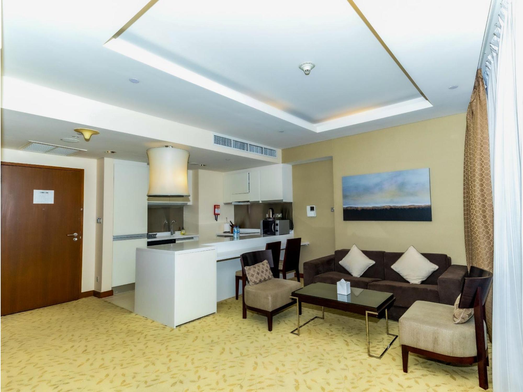 Paradise View - The Mall Residences * Dubai
