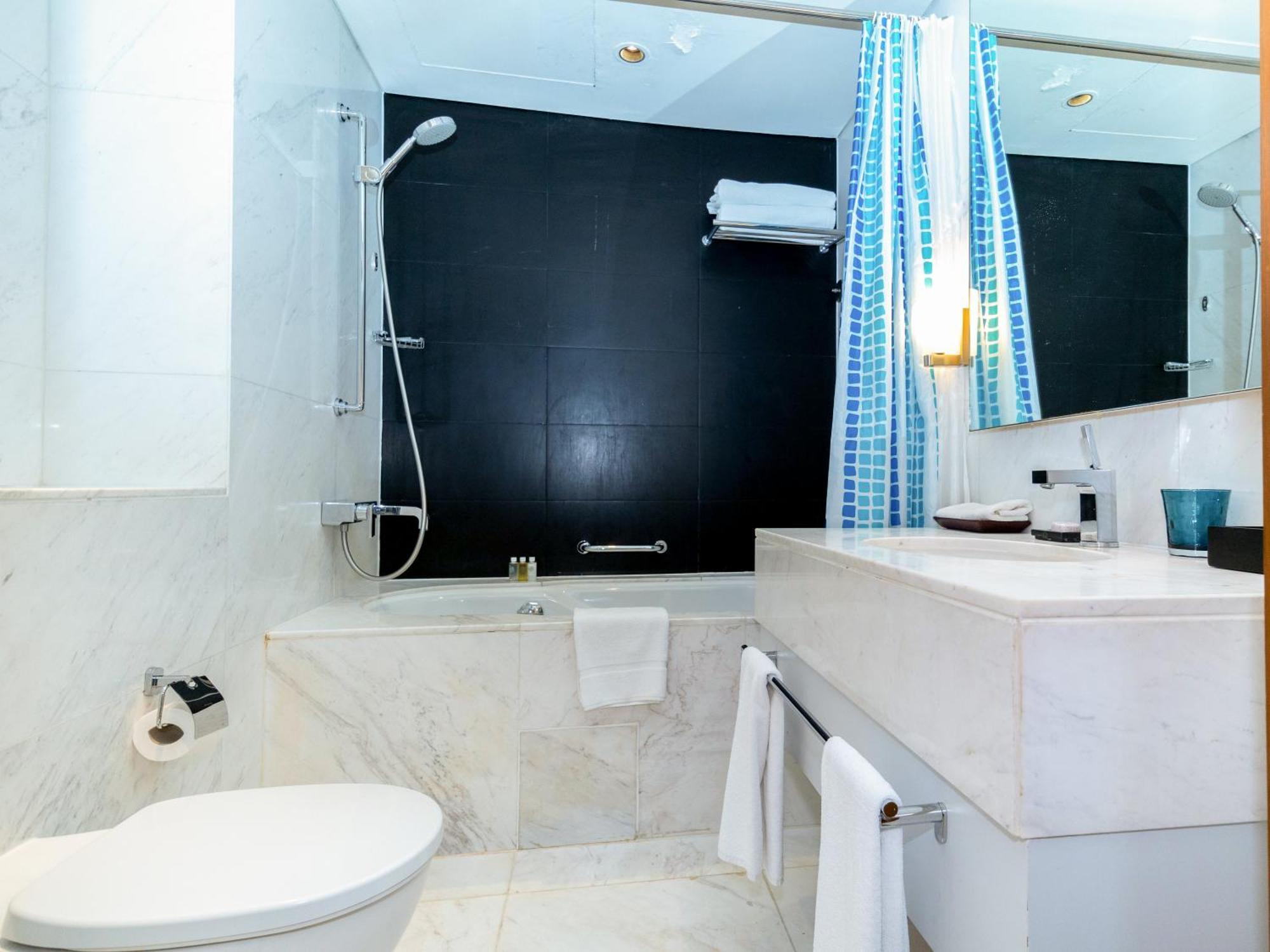 Paradise View - The Mall Residences Apartment *