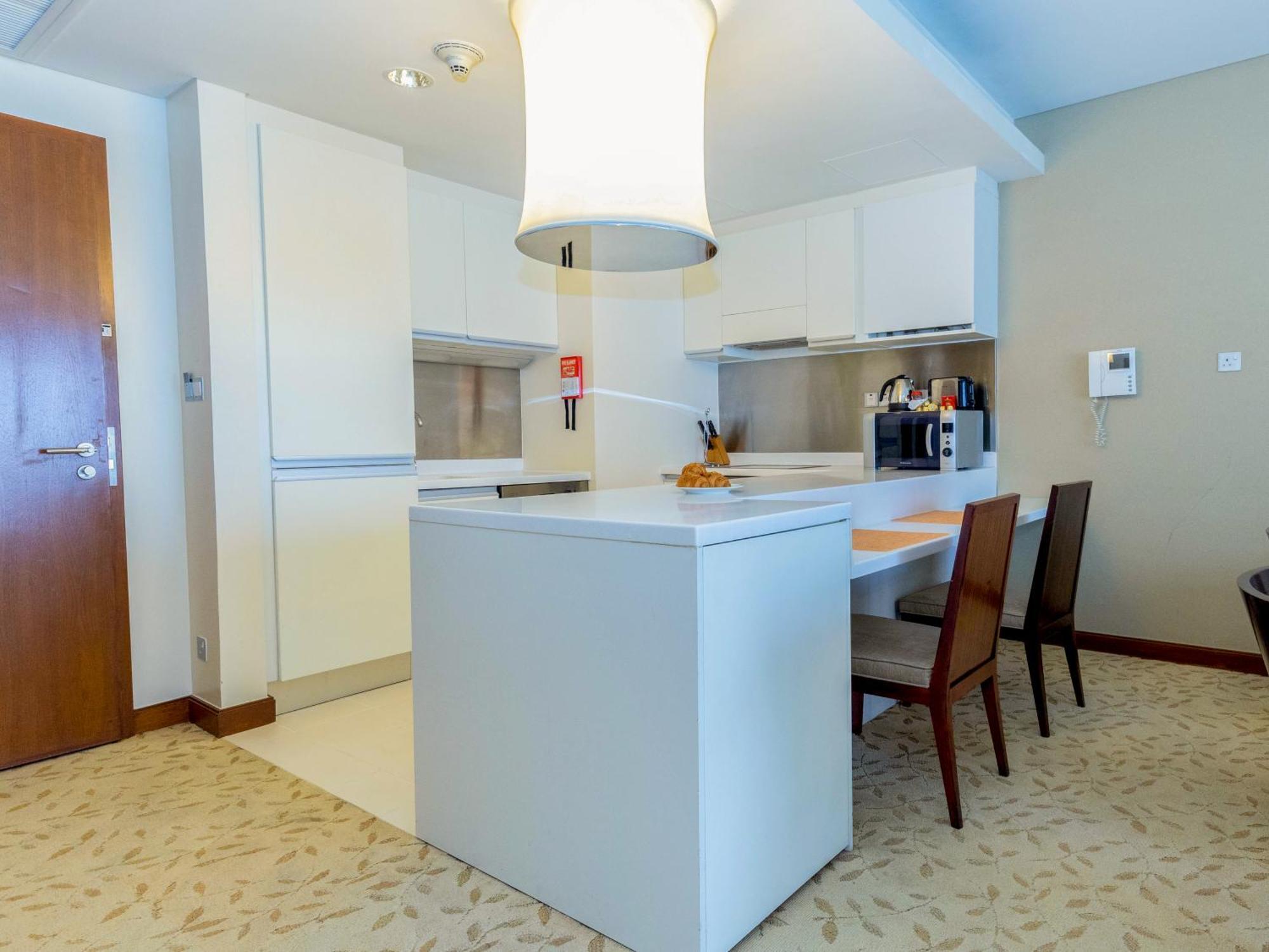 Paradise View - The Mall Residences Apartment *