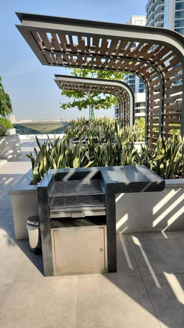 Vogue Al Wasl 1 West 13th Floor With Large Balcony For View Of Sheikh Zaid Road And One Za'abeel Tower And Burj Khalifa, Walkable To Metro With Easy Access To Sheikh Zayed Road & World Trade Centre Dubai