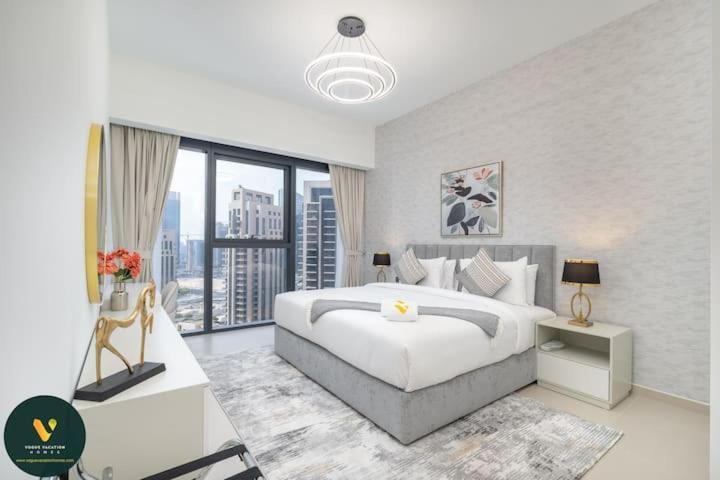 Vogue Downtown - Act 1 Act 2 Apartment