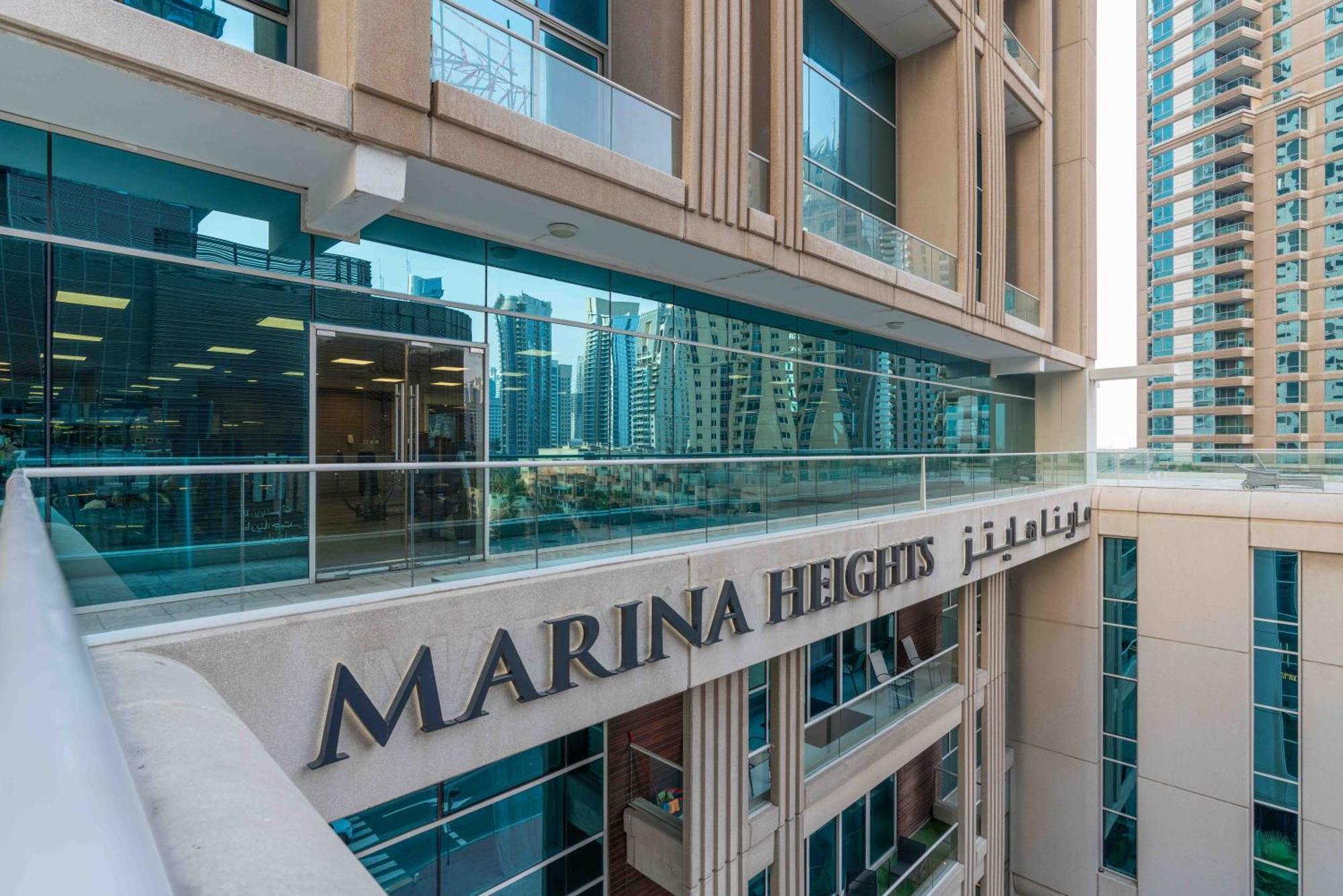 Marina Heights Tower 2 Bhk With Lavish View Apartment