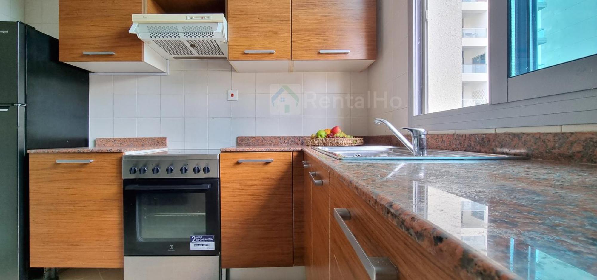 50% Off Summer Offert, W/ Balcony & Pool View * Dubai