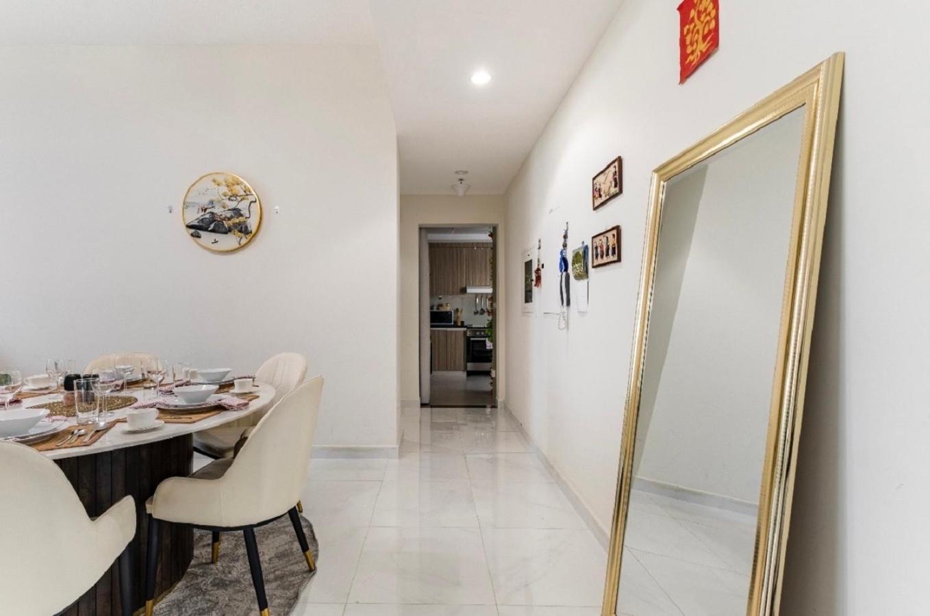 Bright & Cozy, Near Metro & Downtown, Pool, Gym * Dubai