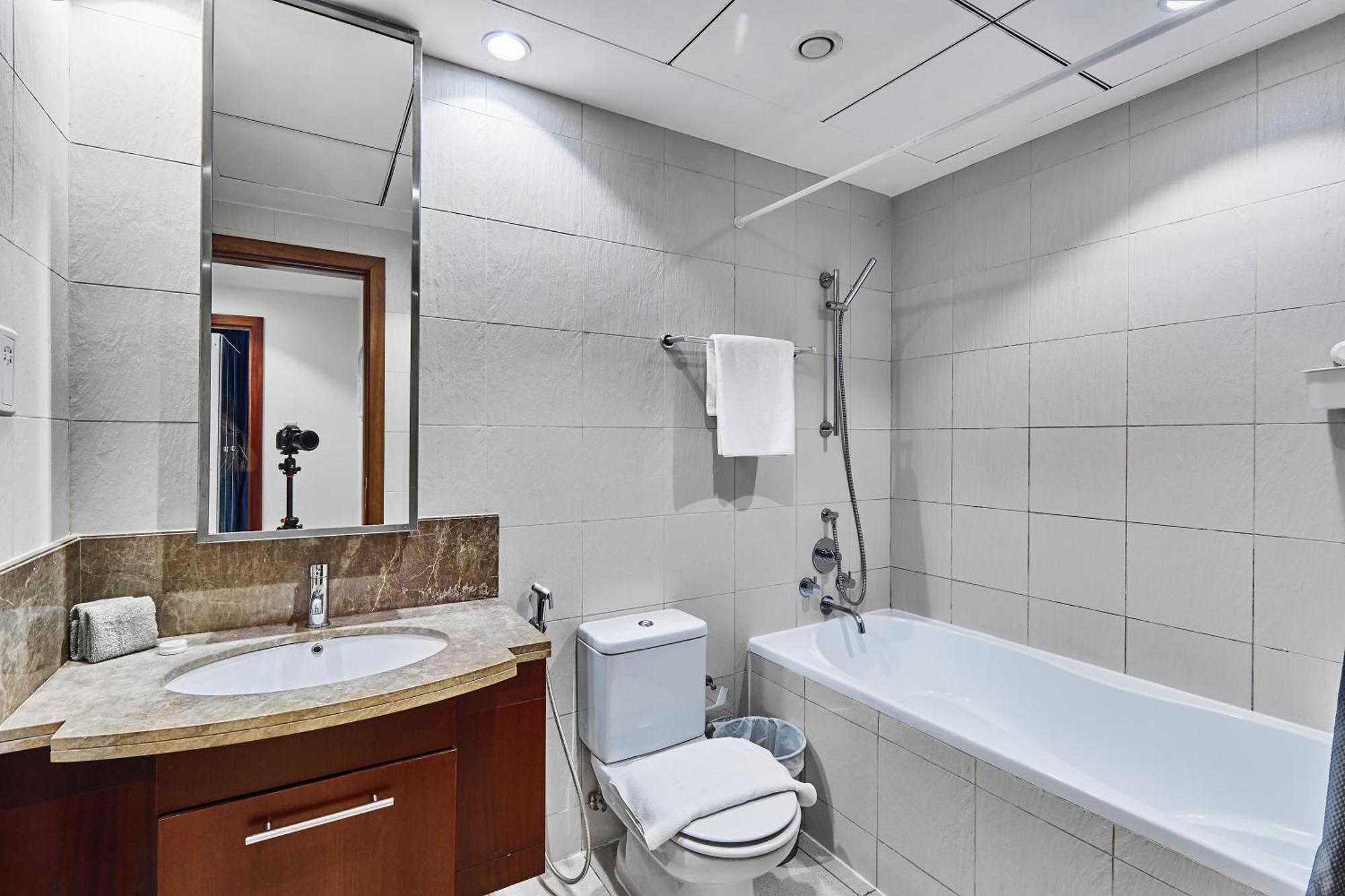 Shukran Homes Lux 1br With Fountains View Apartment *