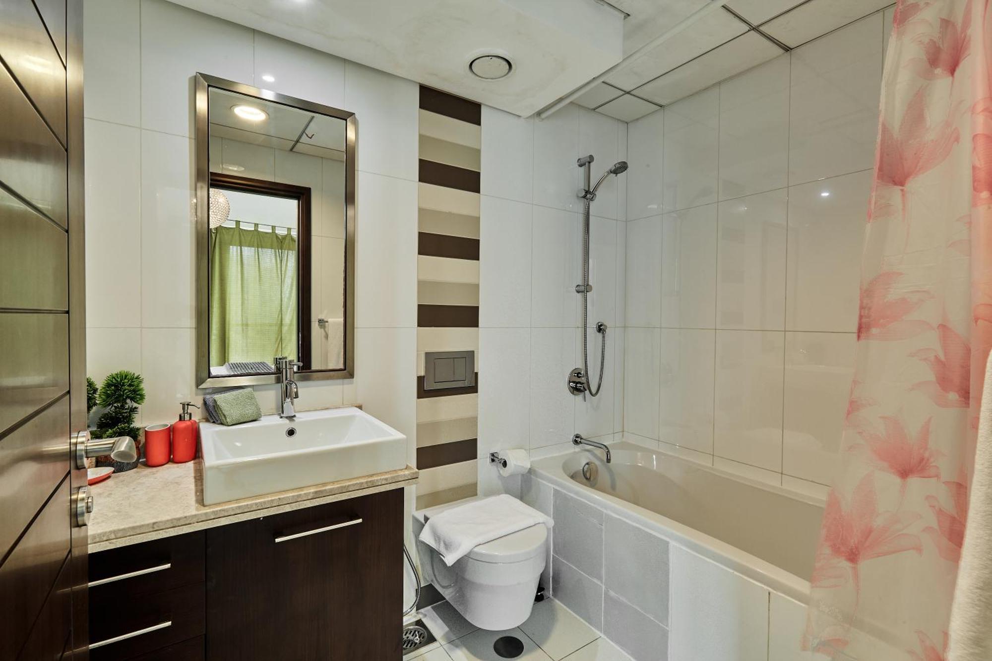 Shukran Homes Cozy 1br With Burj & Fountain Partial View *