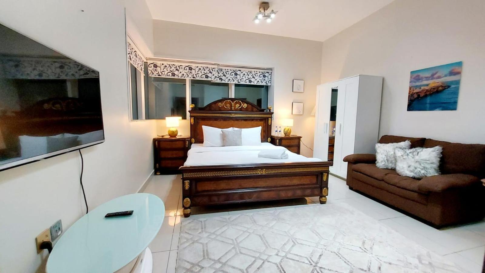 Apartment Entire Private Self Catered Marina