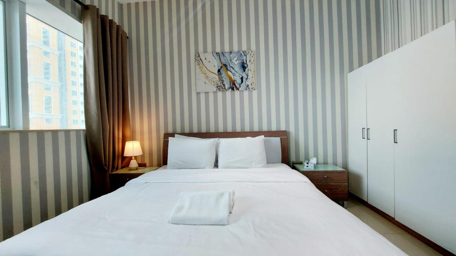Entire Private Self Catered Marina Apartment