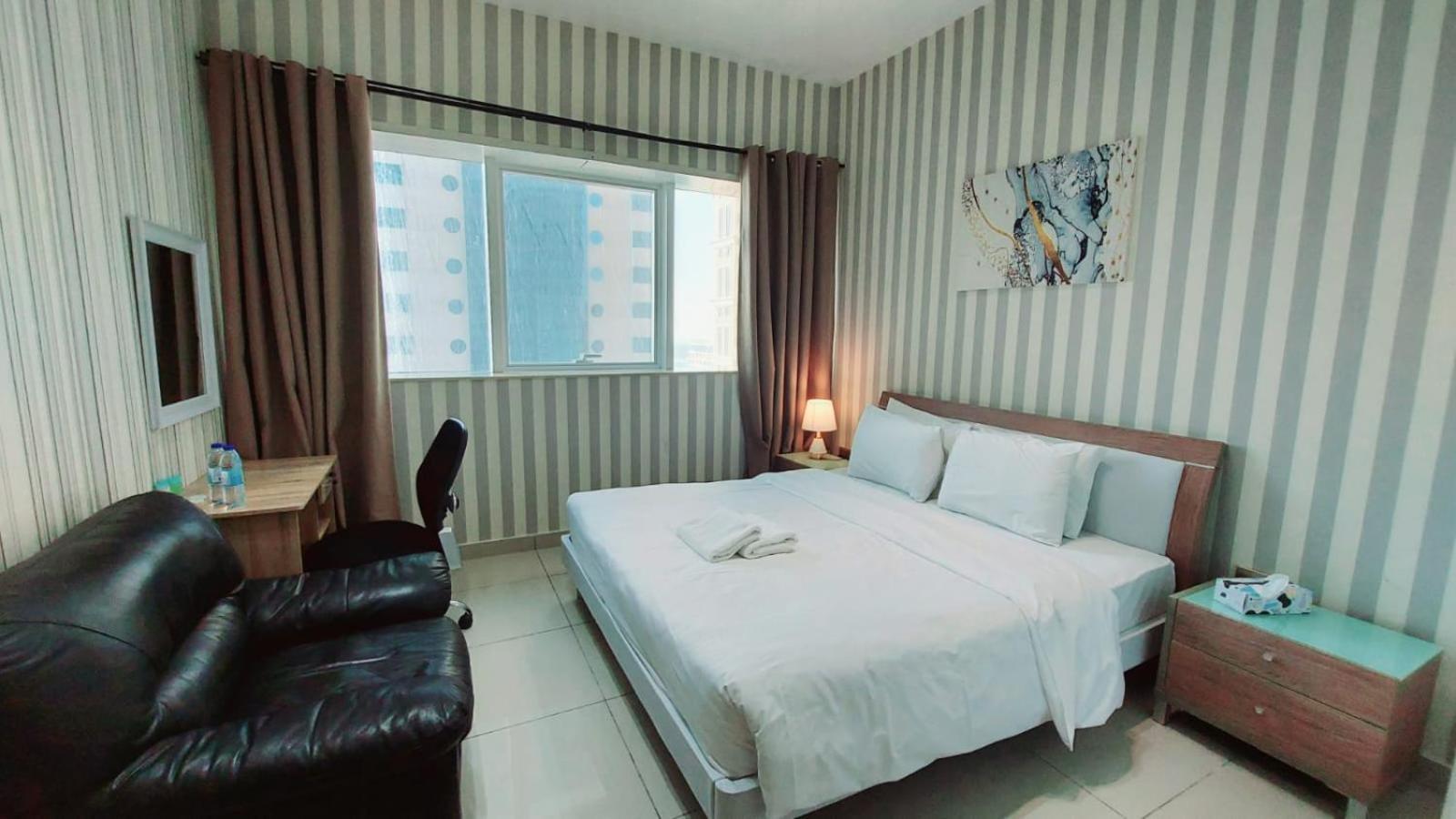 Apartment Entire Private Self Catered Marina *