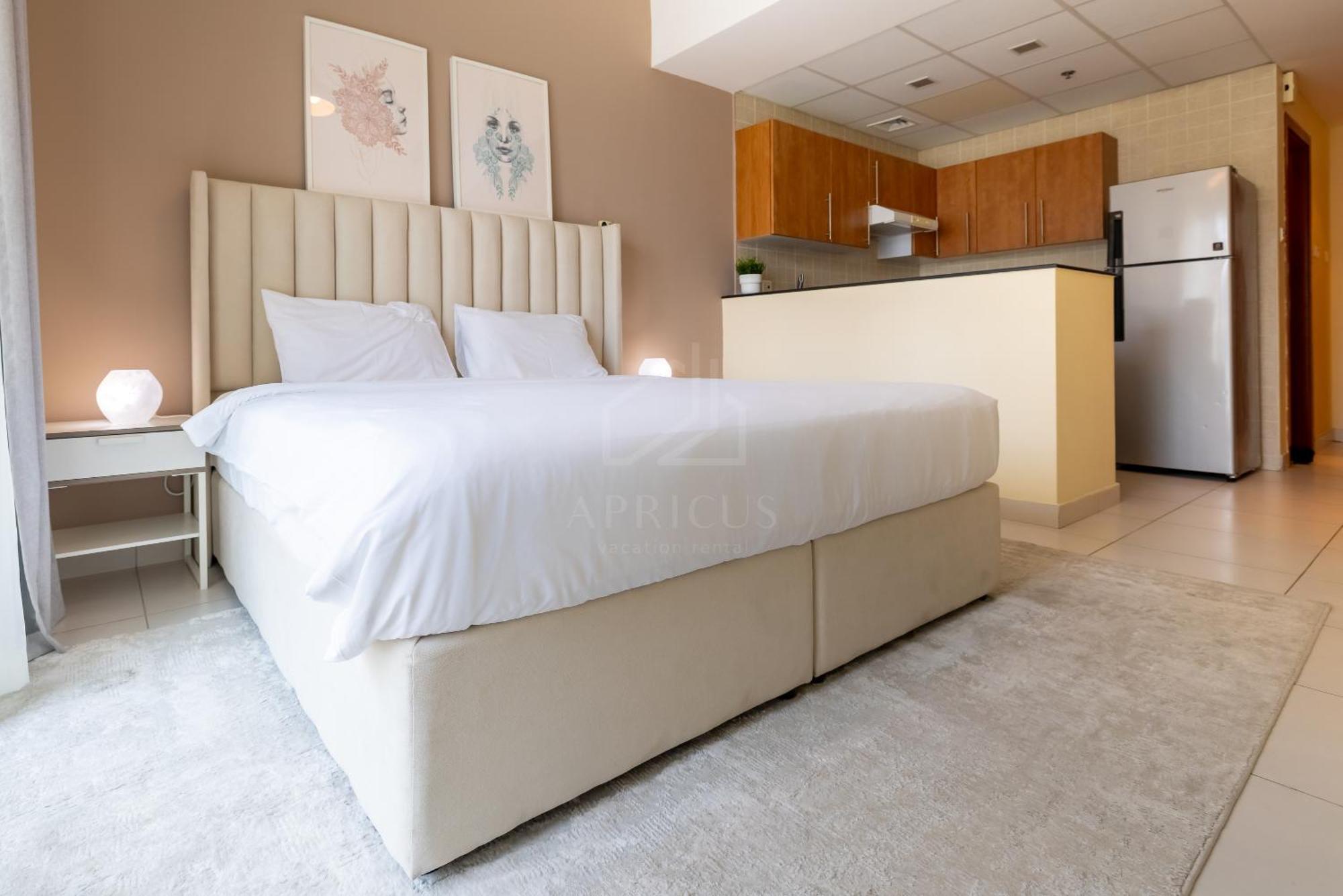 Splendid In Marina View Towers Apartment Dubai