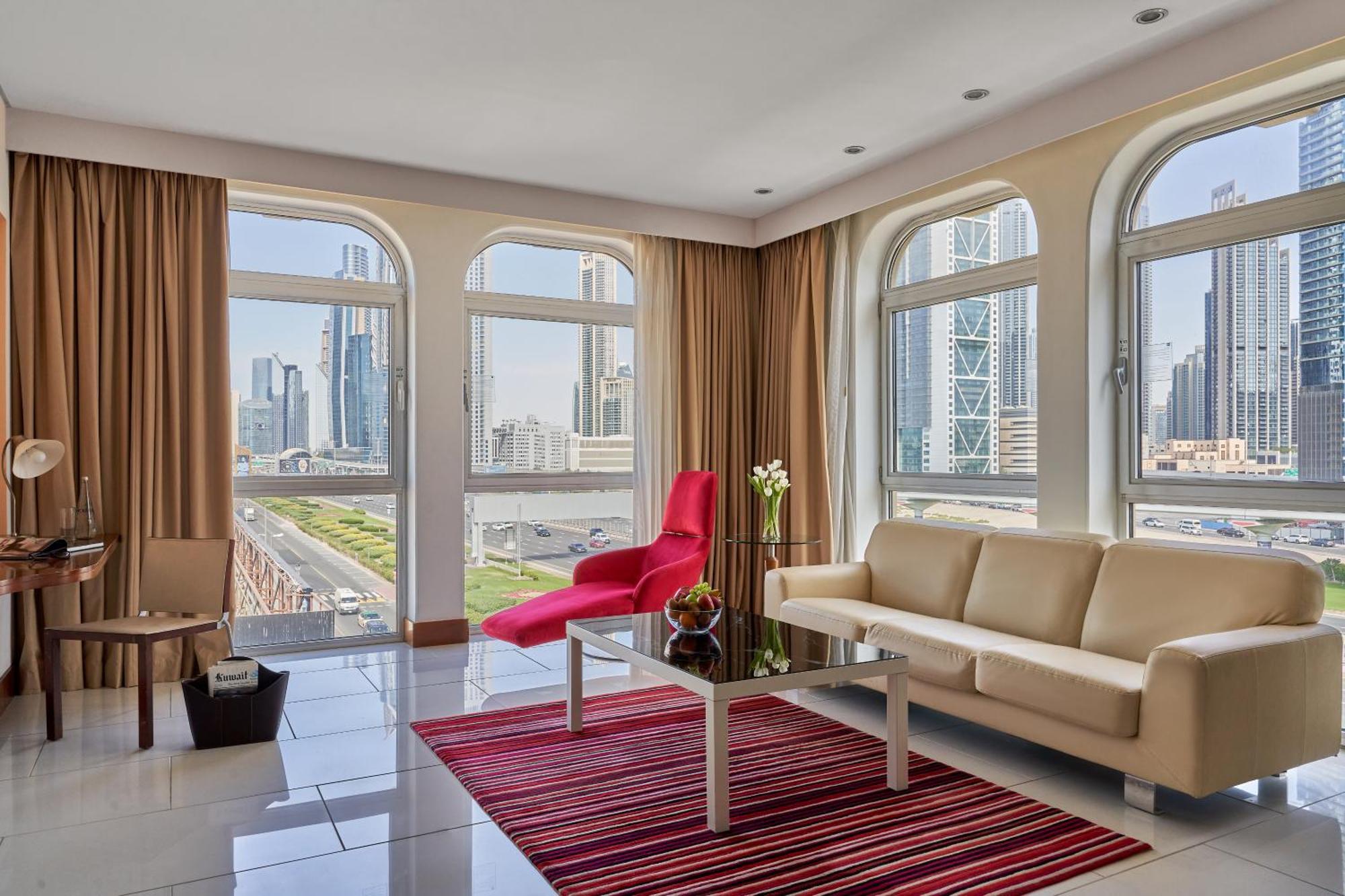 Rotana 4*