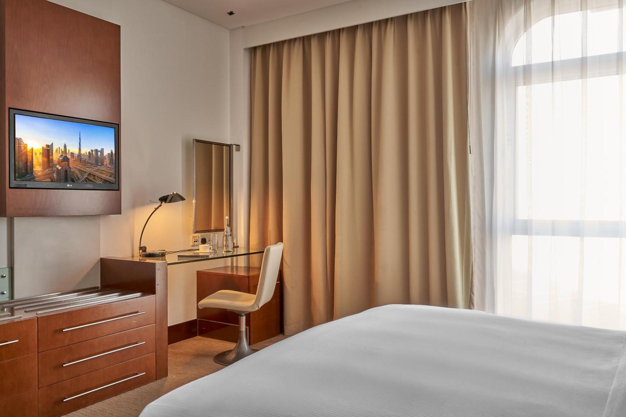 Aparthotel Rotana 4*