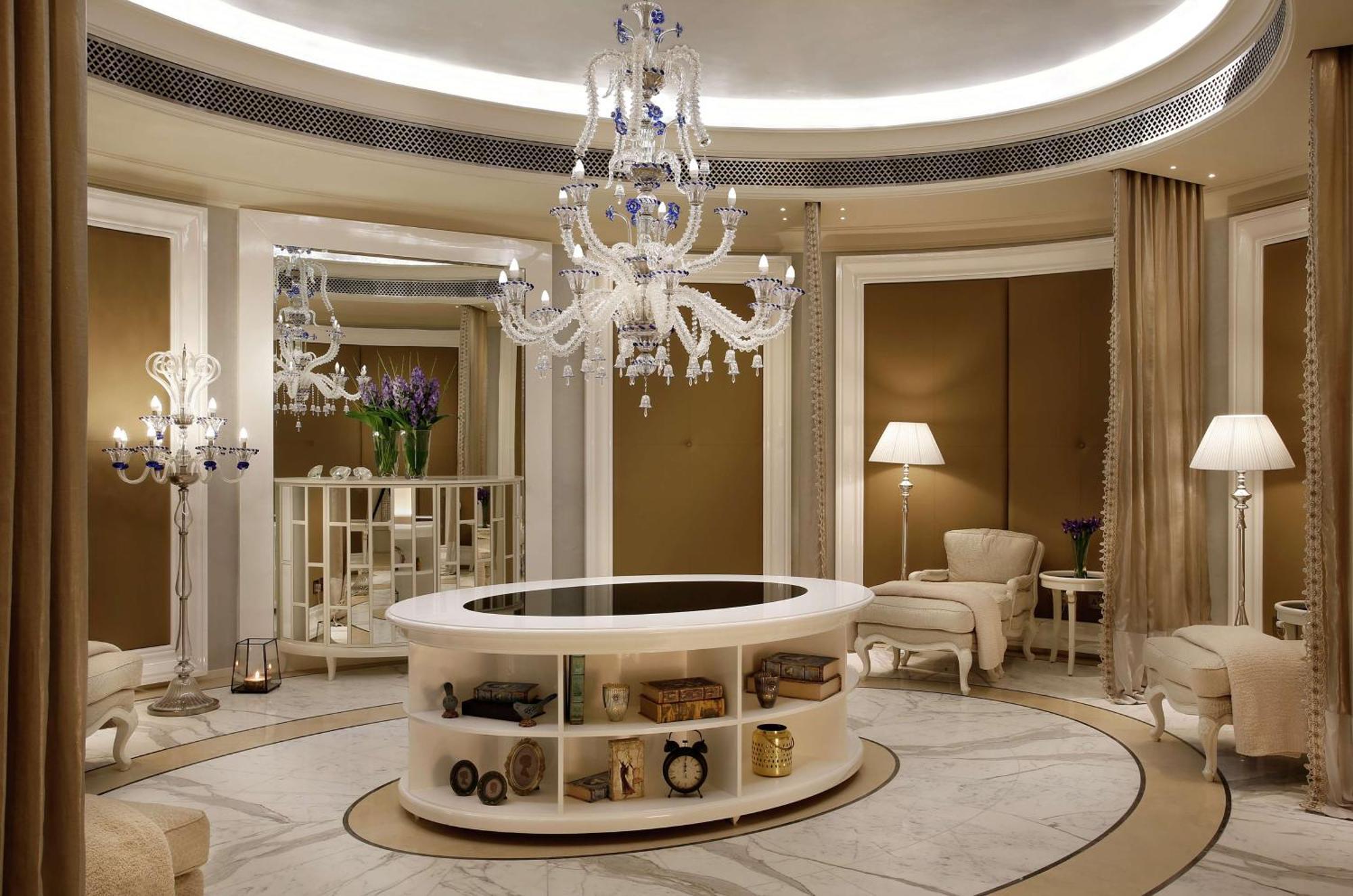Hotel Al Habtoor Palace - Preferred & 5*
