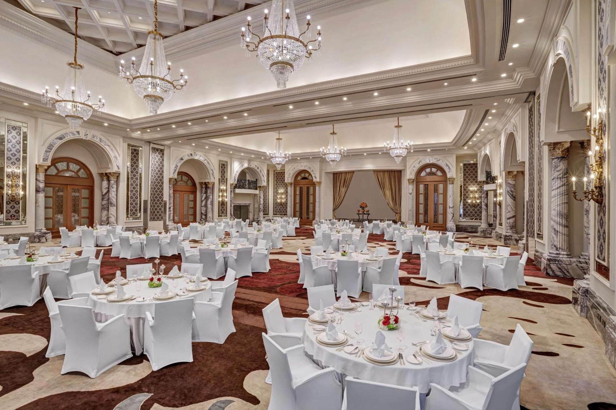 Al Habtoor Palace - Preferred & 5* Dubai