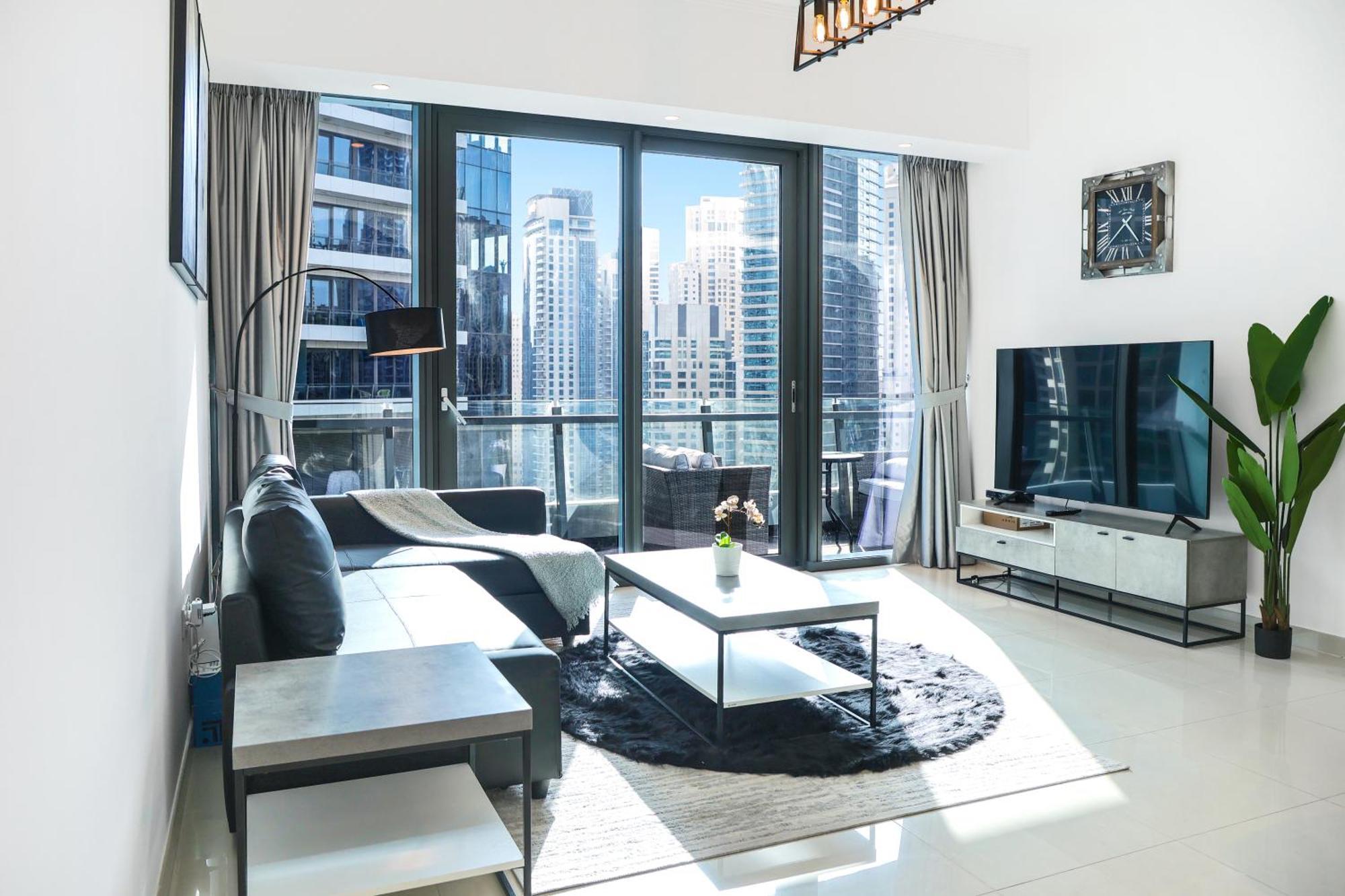 Apartment Panoramic Luxe 1br With Breathtaking Views At Marina Near Jbr - Silverene Towers Dubai