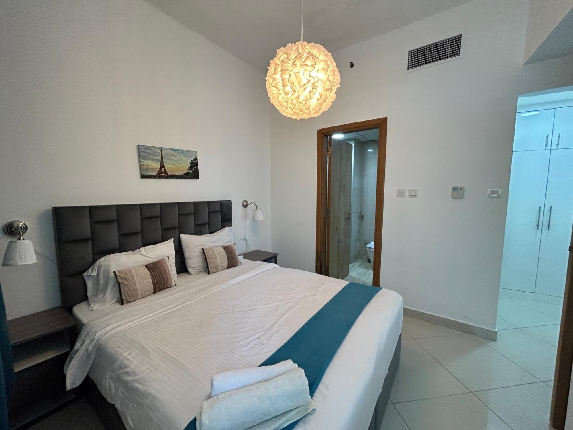 Golden Vacation Homes Continental Tower Marina Apartment *