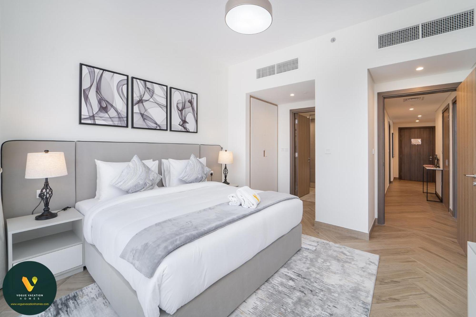 Vogue Al Wasl 1 West 13th Floor With Large Balcony For View Of Sheikh Zaid Road And One Za'abeel Tower And Burj Khalifa, Walkable To Metro With Easy Access To Sheikh Zayed Road & World Trade Centre * Dubai