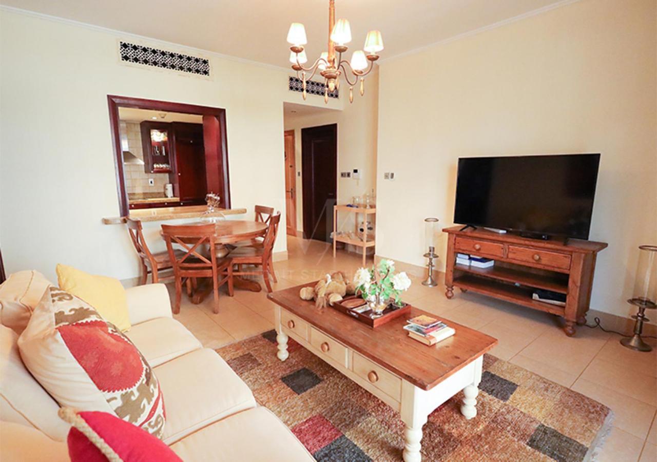 Mh- Beautiful One Bedroom - Burj View - Zanzebeel 2 Ref 210b Dubai