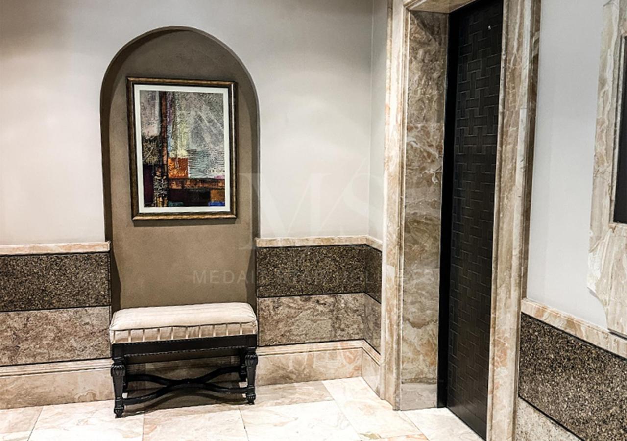 Mh- Beautiful One Bedroom - Burj View - Zanzebeel 2 Ref 210b Holiday home