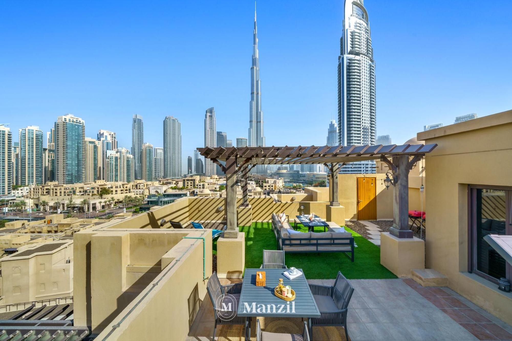 Manzil - Cozy 2br Penthouse With Private Terrace And Full Burj View In Downtown Dubai