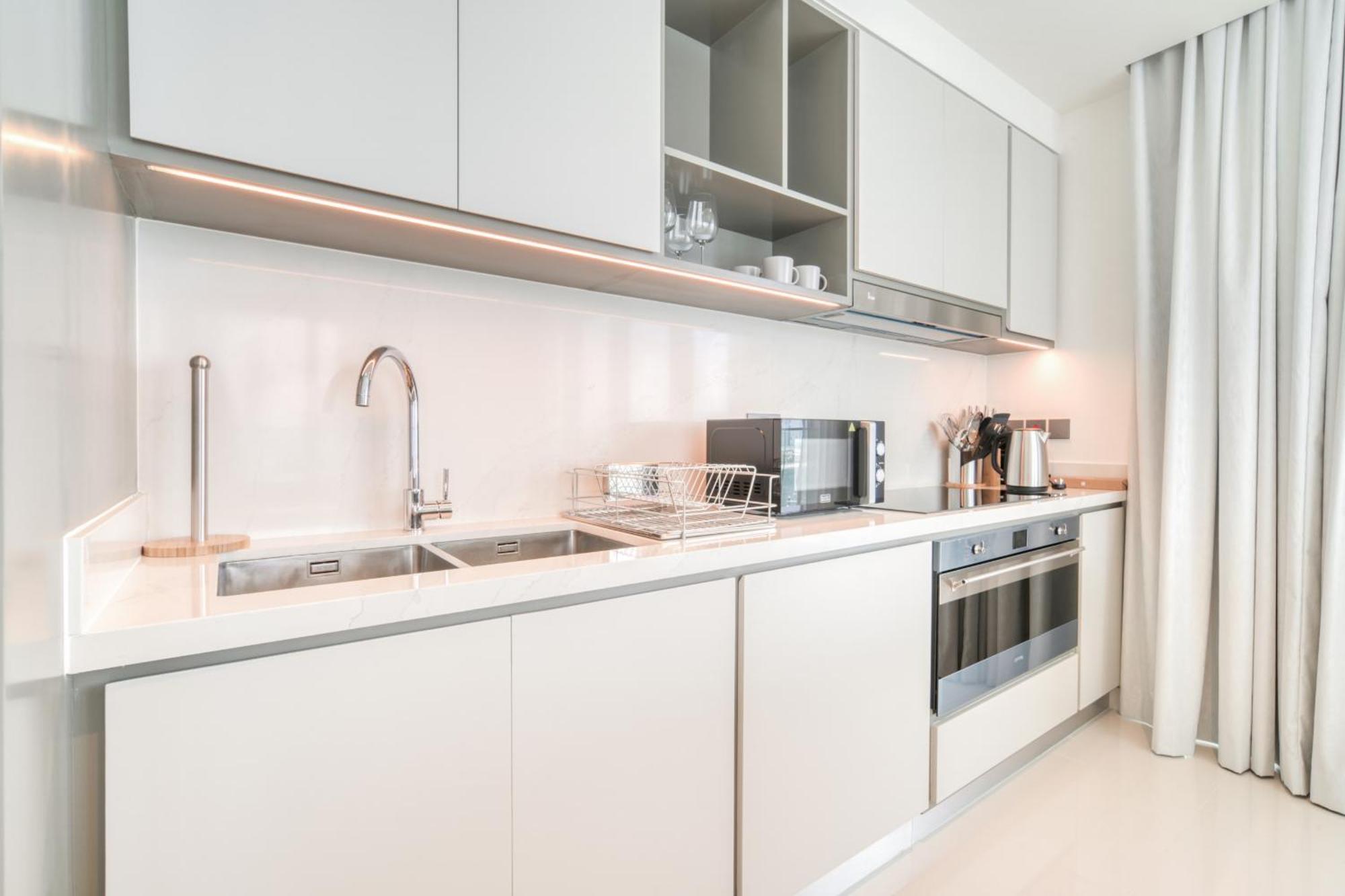 Sunrise Bay, Emaar Beachfront Harbour - Mint Apartment *