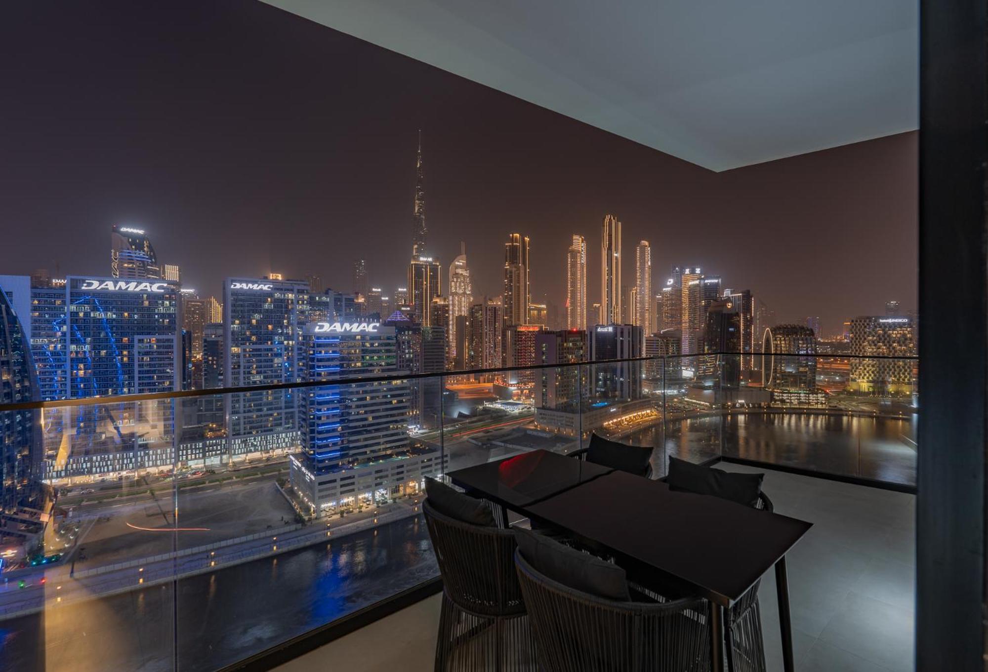 Canal Front With Burj Khalifa View By Suiteable Apartment *