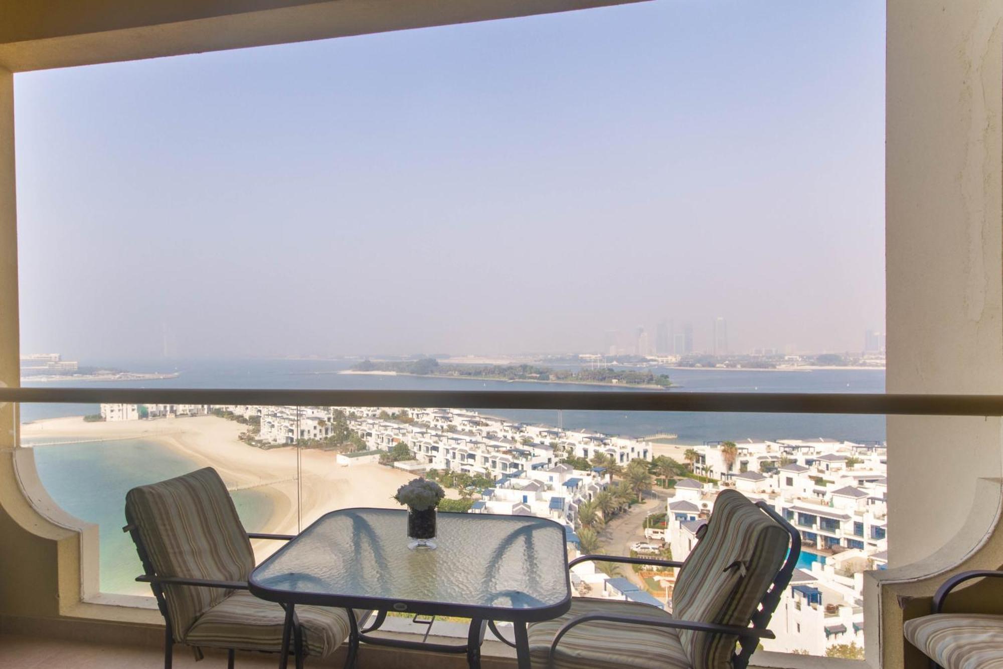 Bespoke Homes - Palm Jumeirah- 1 Bedroom Sea View With Pool & Access, Al Haseer * Dubai