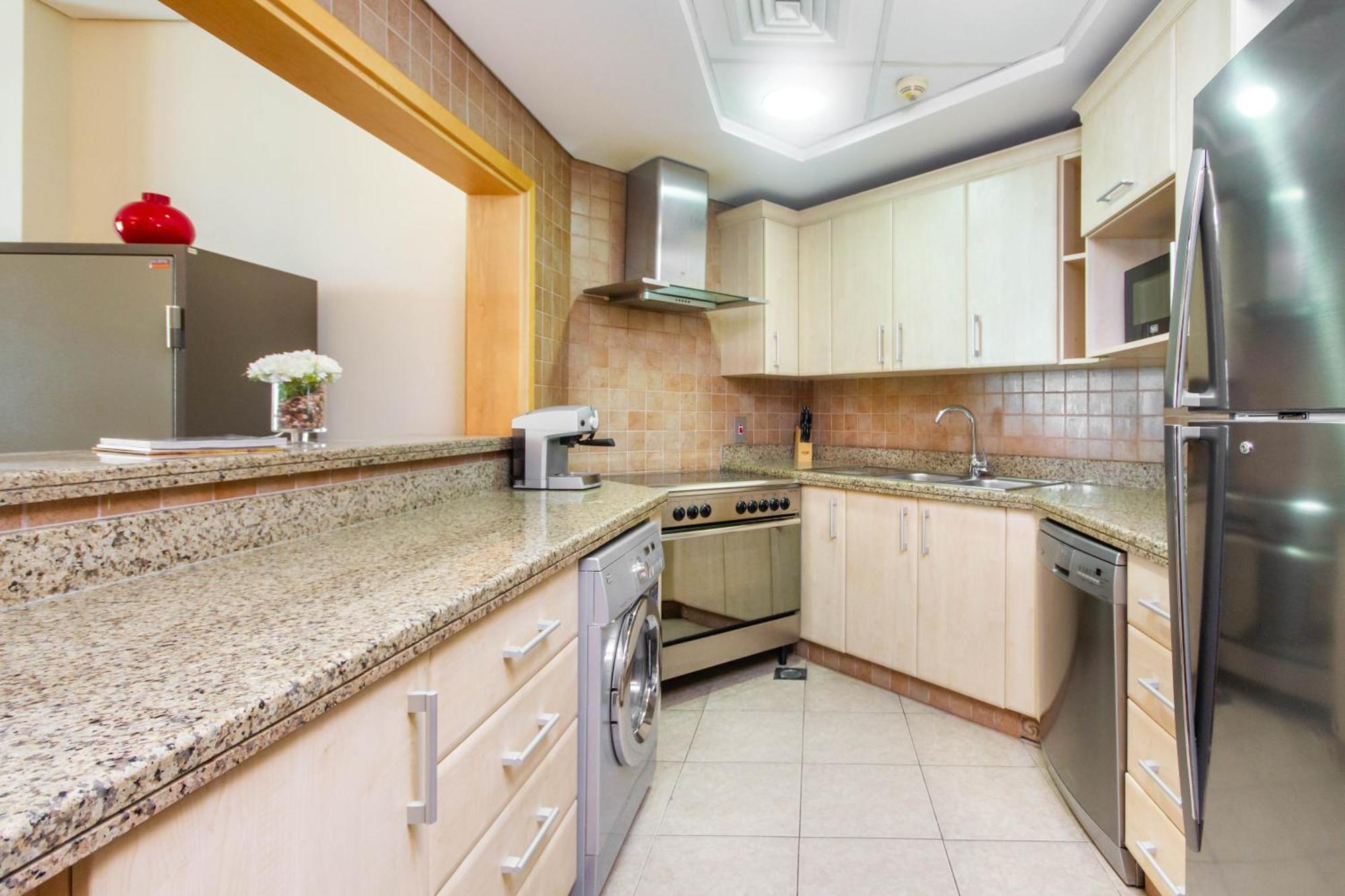 Bespoke Homes - Palm Jumeirah- 1 Bedroom Sea View With Pool & Access, Al Haseer * Dubai