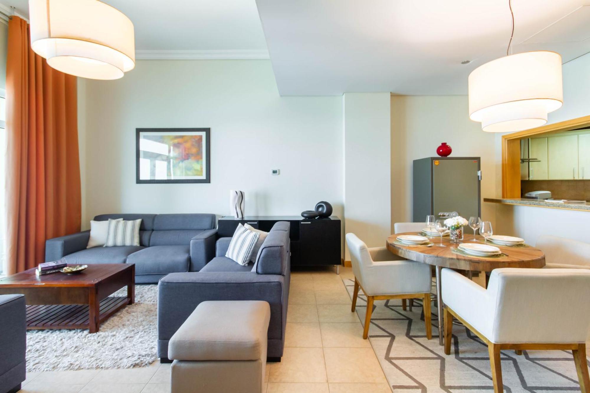 Apartment Bespoke Homes - Palm Jumeirah- 1 Bedroom Sea View With Pool & Access, Al Haseer *