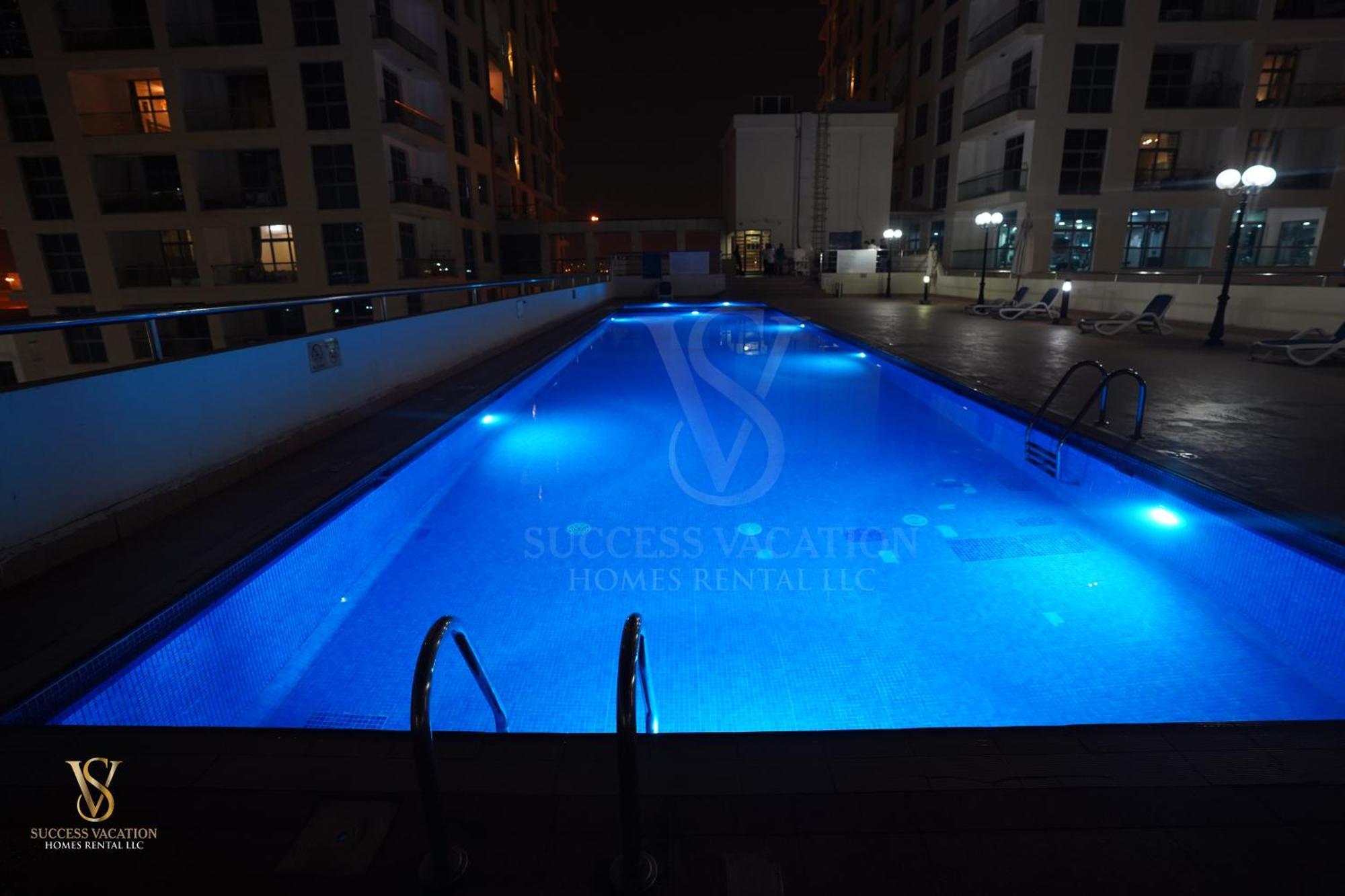 Success Luxury - 5 Min Away Marina Corniche - Free Housekeeping Provided Everyday-24-7 Staff Available For Services Apartment