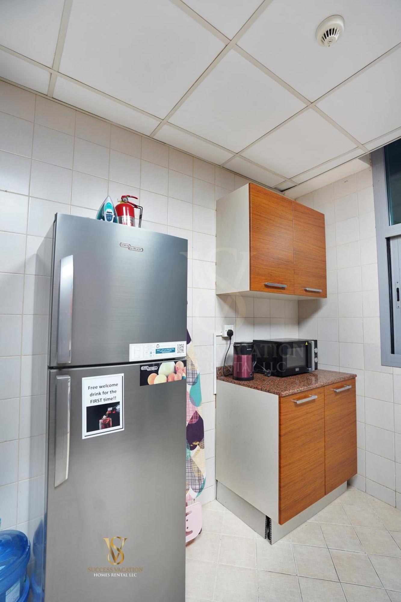Apartment Success Luxury - 5 Min Away Marina Corniche - Free Housekeeping Provided Everyday-24-7 Staff Available For Services *