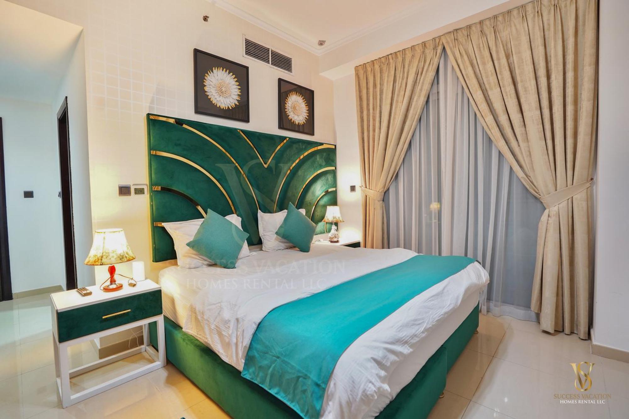 Success Luxury - 5 Min Away Marina Corniche - Free Housekeeping Provided Everyday-24-7 Staff Available For Services *