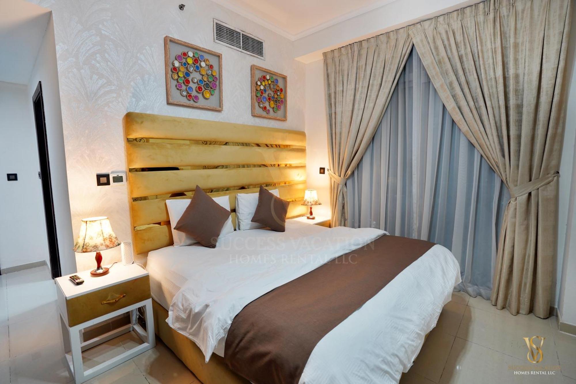 Apartment Success Luxury - 5 Min Away Marina Corniche - Free Housekeeping Provided Everyday-24-7 Staff Available For Services Dubai