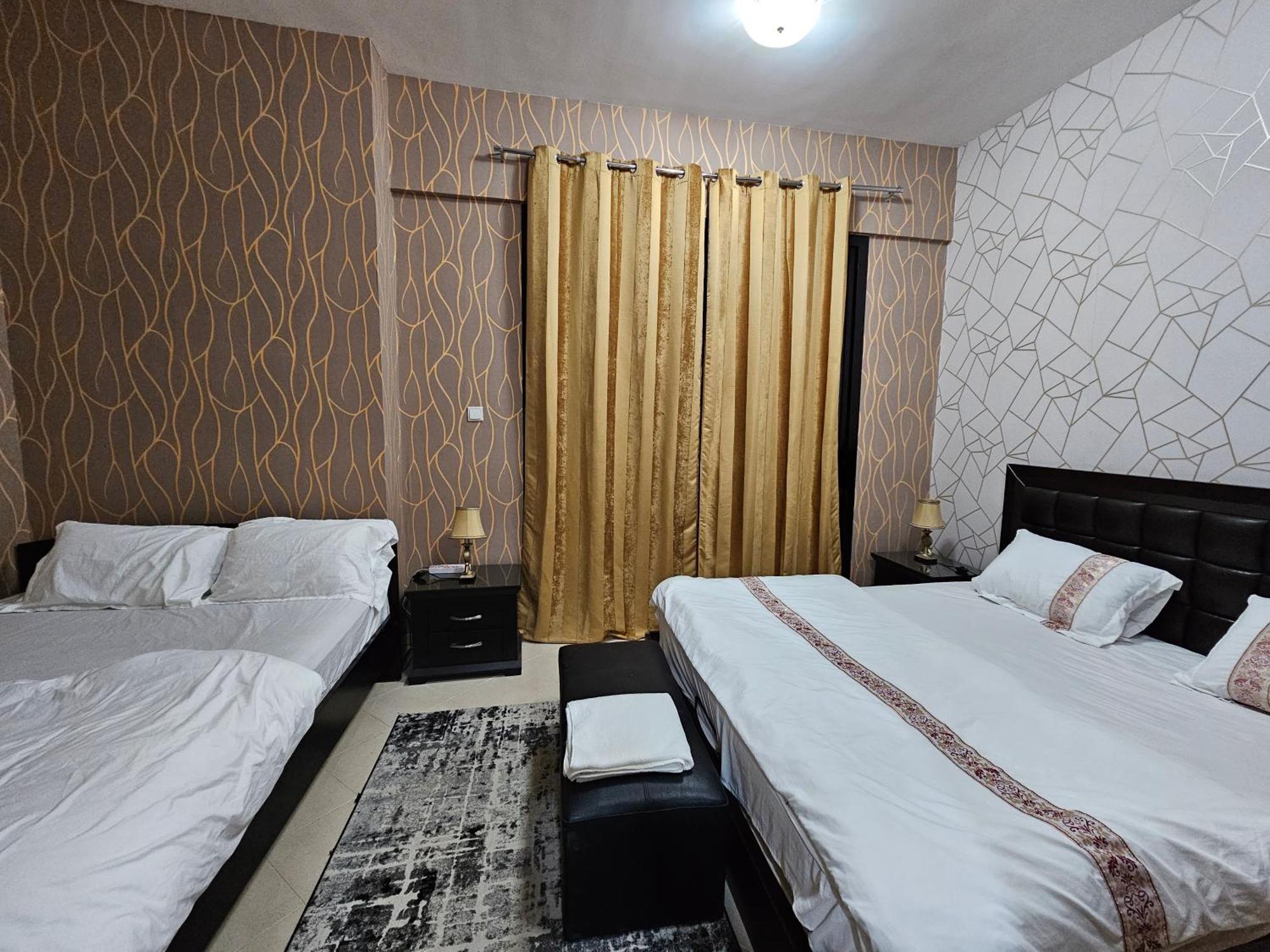 Freshlook 2 Bhk In Marina 707 * Dubai