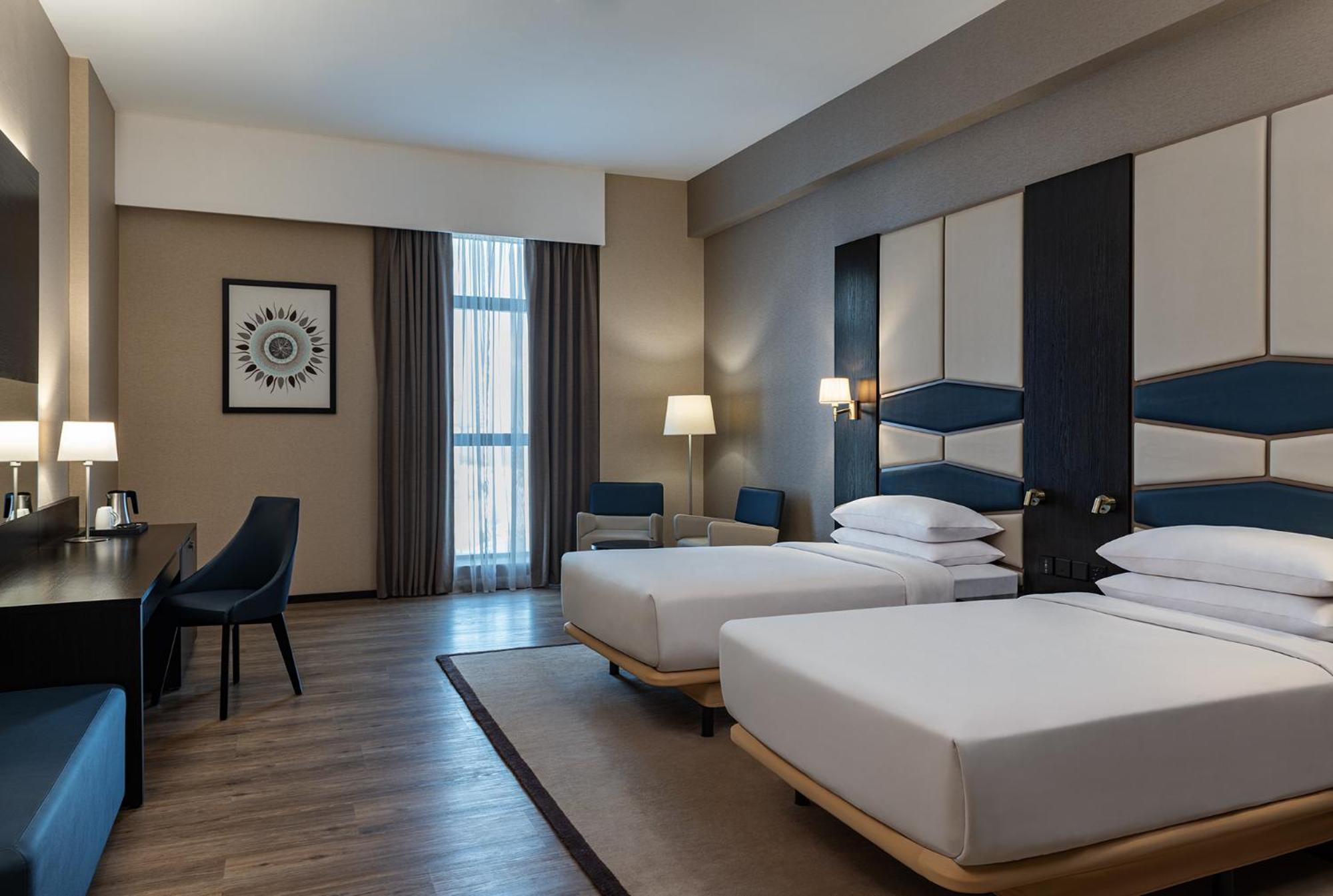 Four Points By Sheraton Production City, 4*