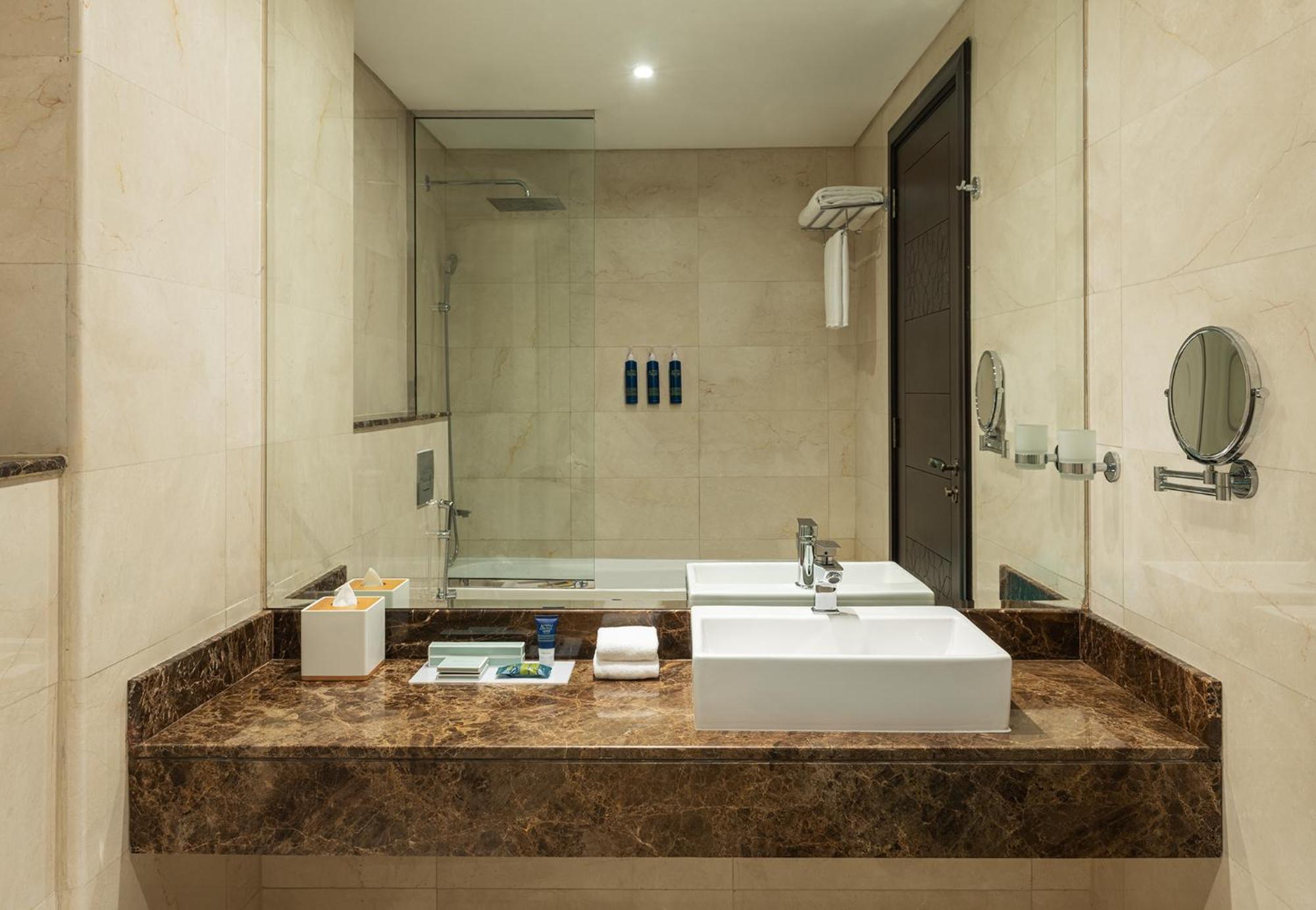 Four Points By Sheraton Production City, Hotel Dubai