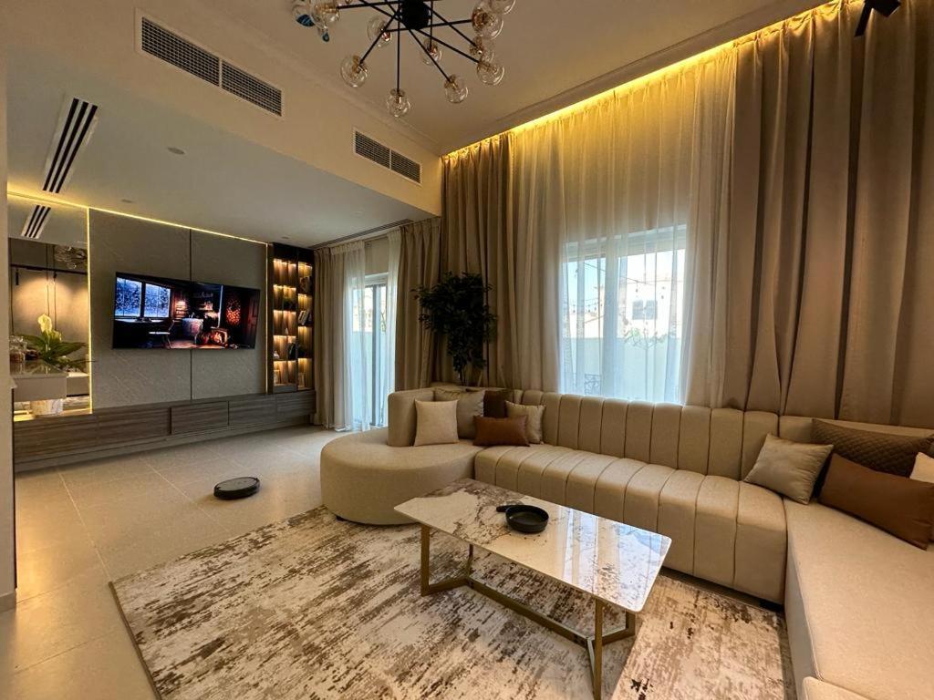 Luxurious 3br Amaranta