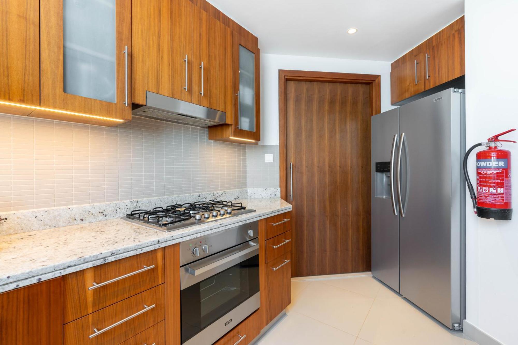 Lux Apt-burj View Opp. Dxb Mall