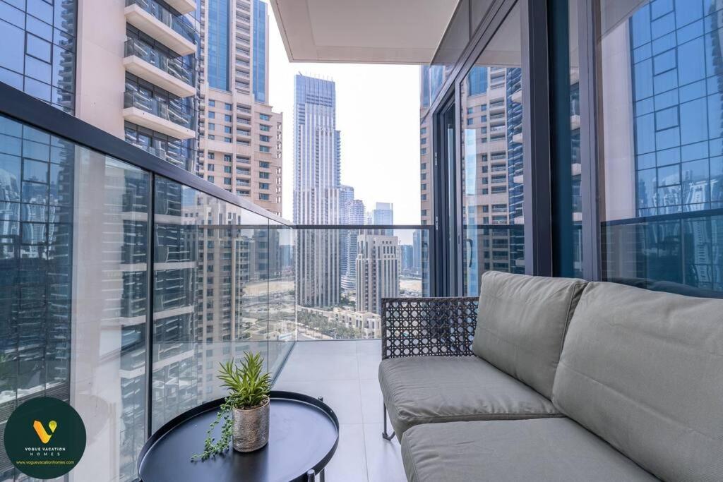 Vogue Downtown - Act 1 Act 2 Apartment