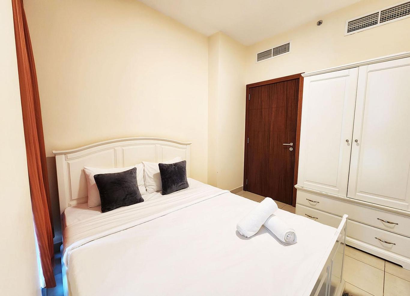 Rh- The Perfect Family Getaway, 3br In Standpoint Tower Apartment *