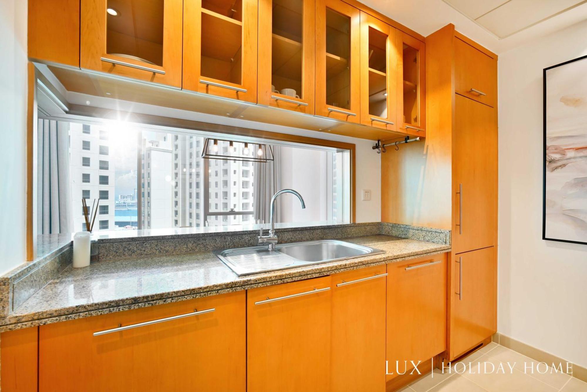 Lux Marina Promenade 1 Bedroom Prime Location Apt Apartment *