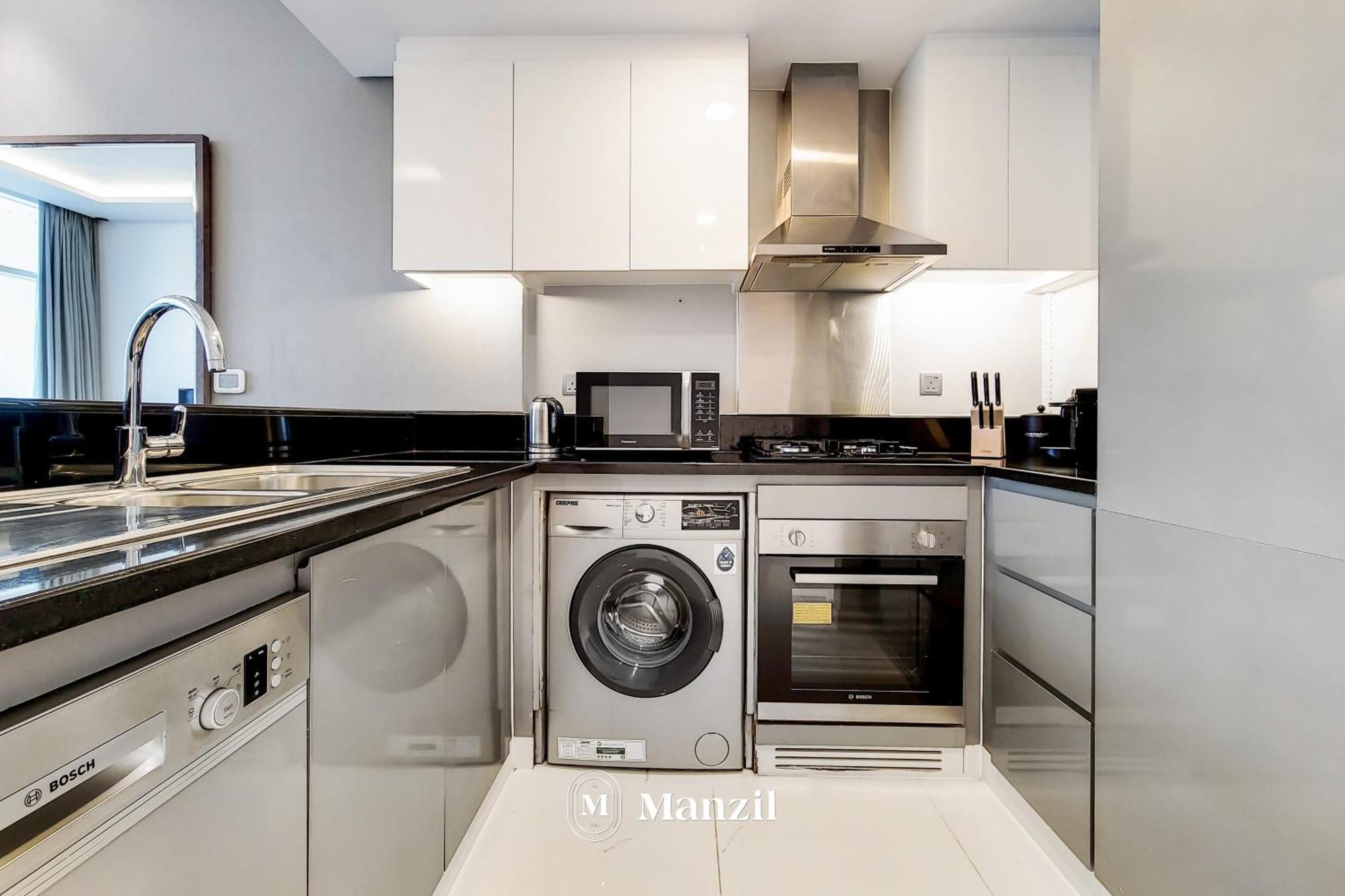 Manzil - Luxurious 1br Waterfront At Damac Maison Prive With Burj Views Apartment