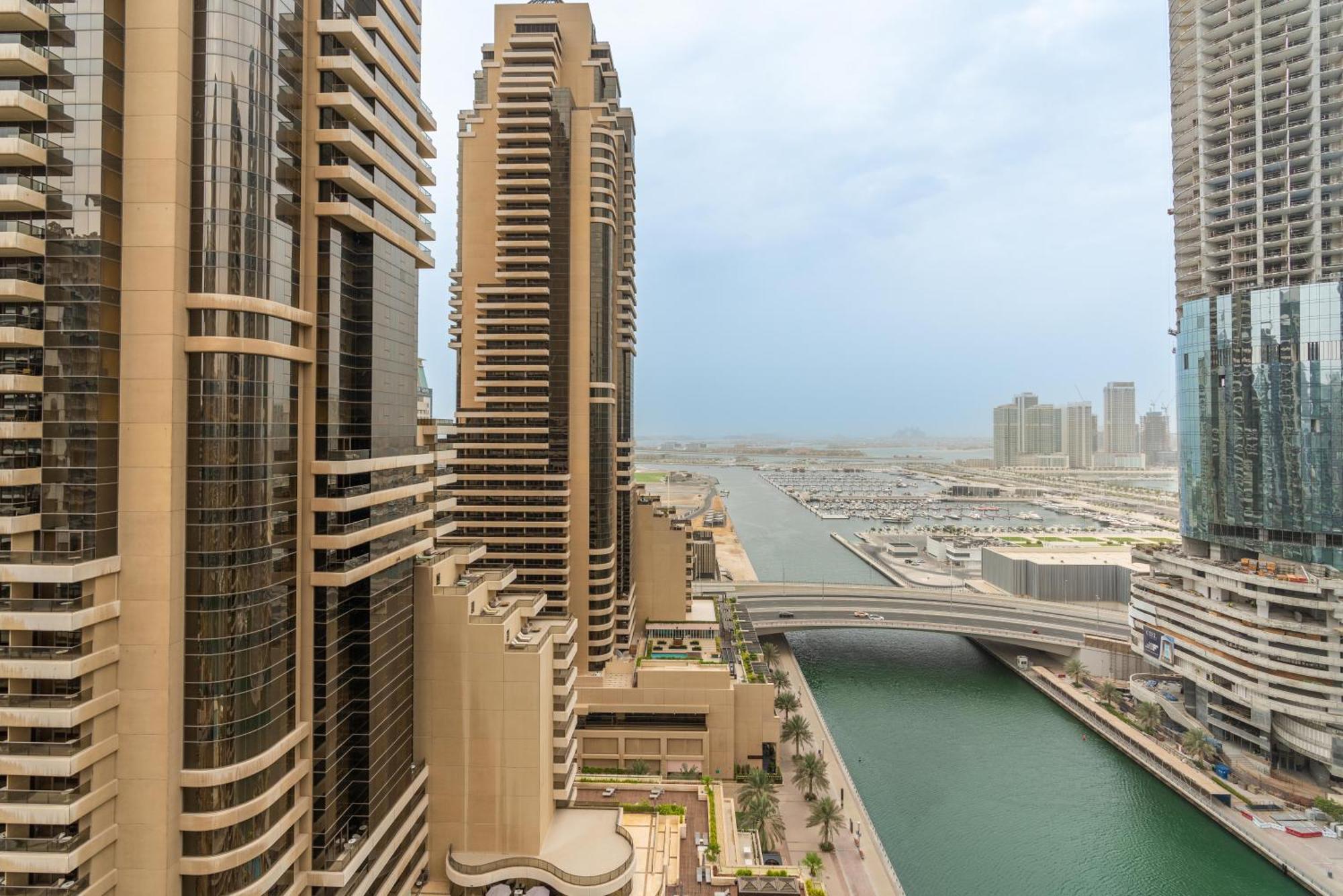 Vacay Lettings - 2bhk With Marina View *