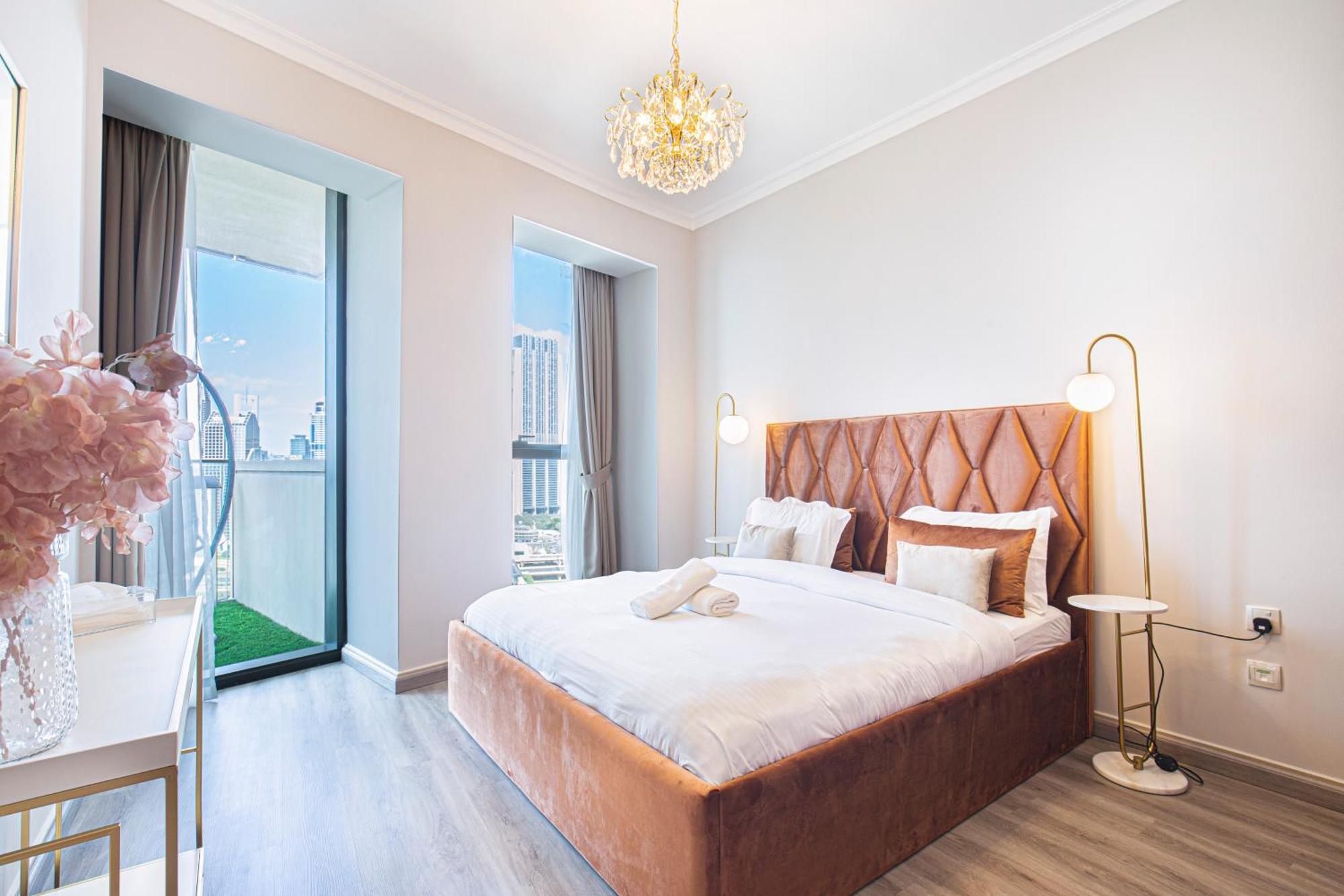 Magnificent Luxurious 2 Bedroom With Skyline & Sea View Dubai