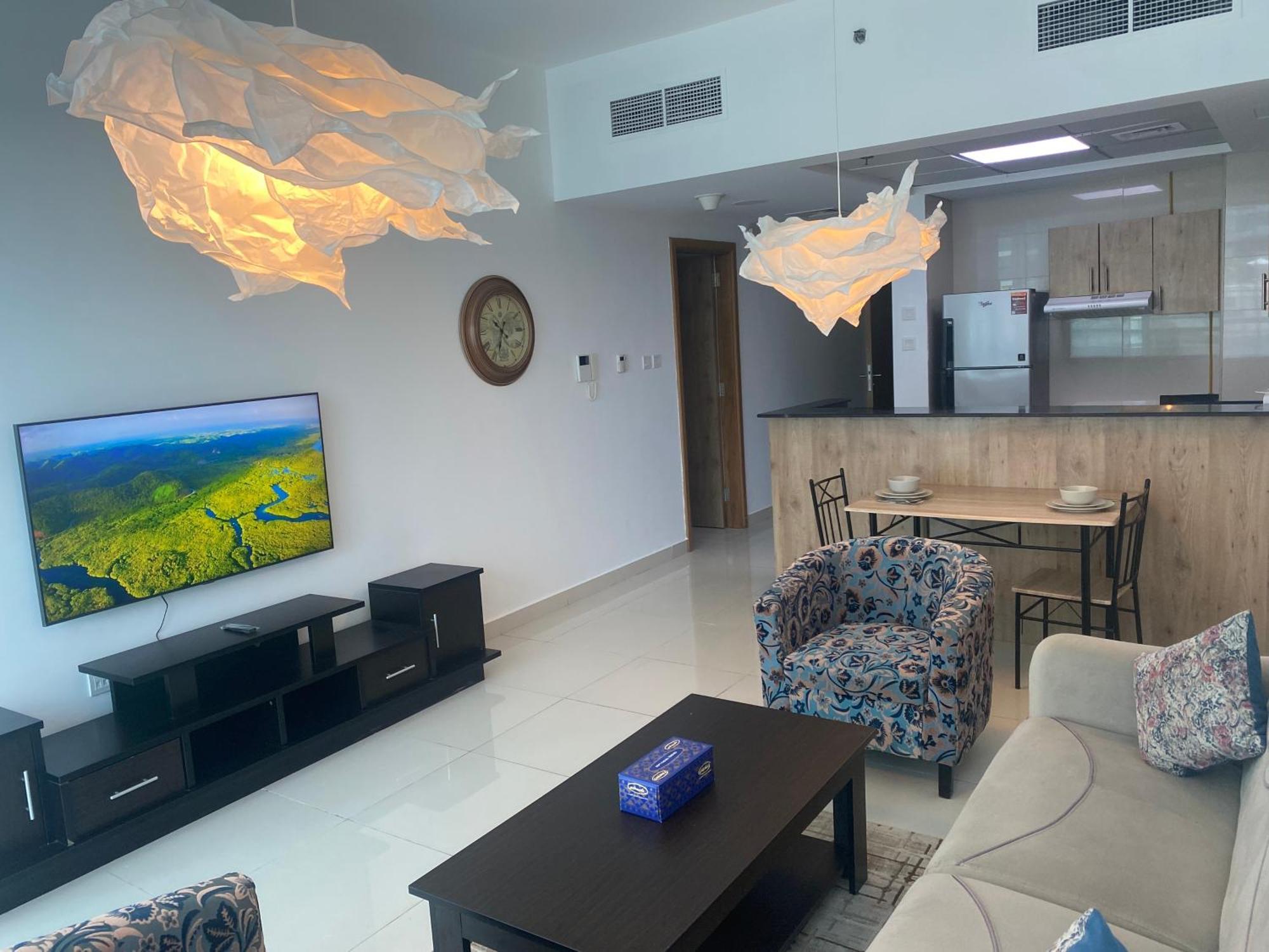 Golden Vacation Homes Continental Tower Marina Apartment