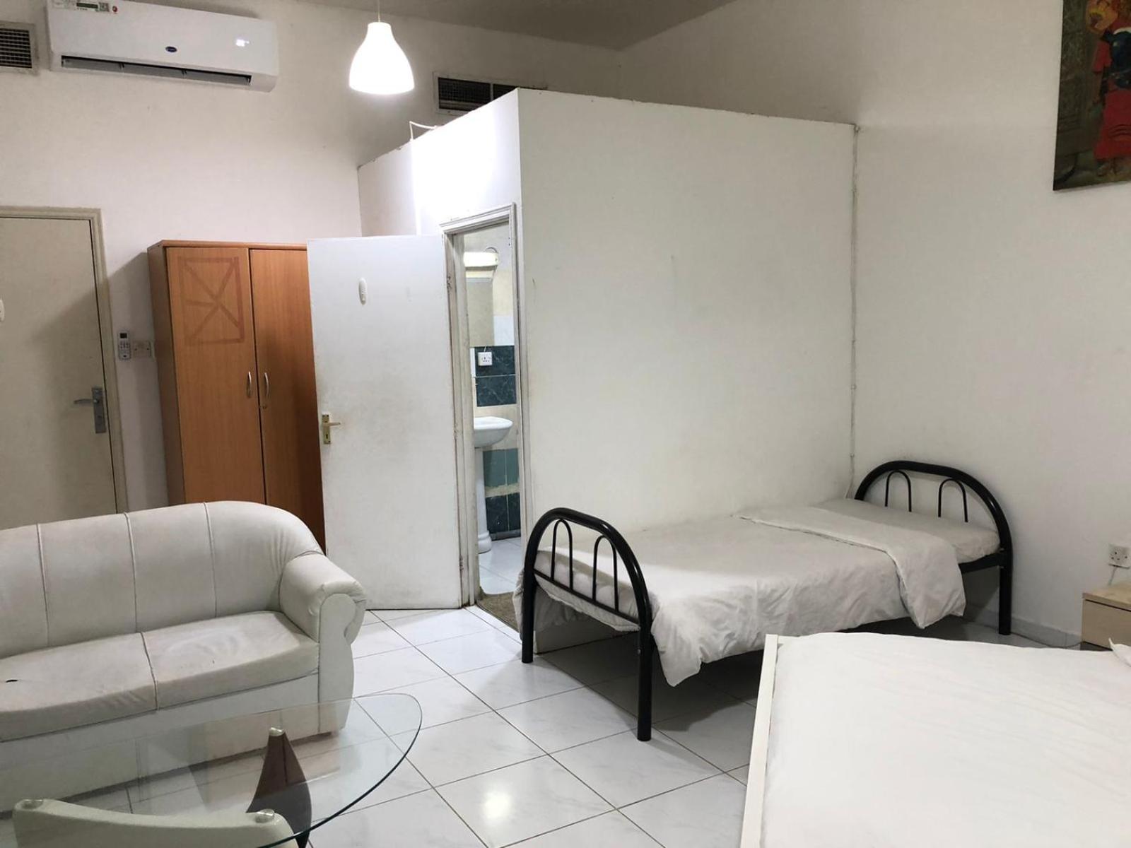 For Rent In Compound Housing Near Burj Alarab 125 Homestay