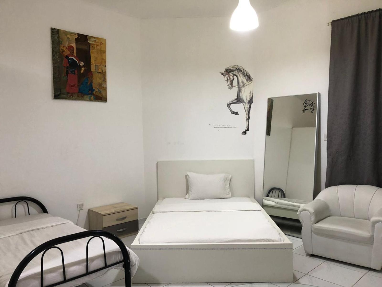Homestay For Rent In Compound Housing Near Burj Alarab 125