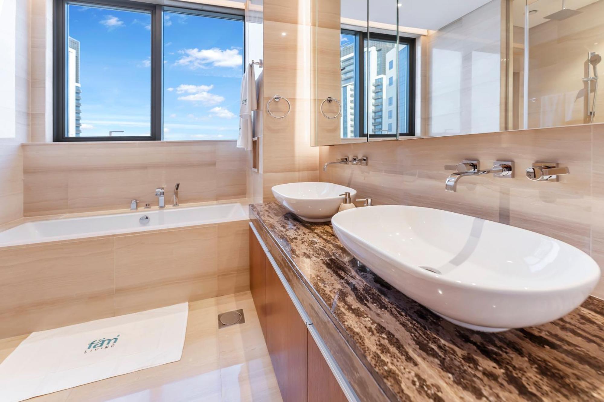 Fam Living - 4b Penthouse With Panoramic Sea Views - Creek Harbour