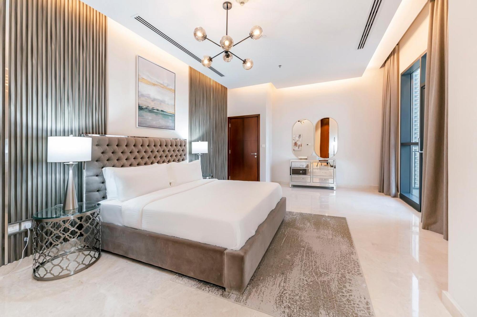 Fam Living - 4b Penthouse With Panoramic Sea Views - Creek Harbour
