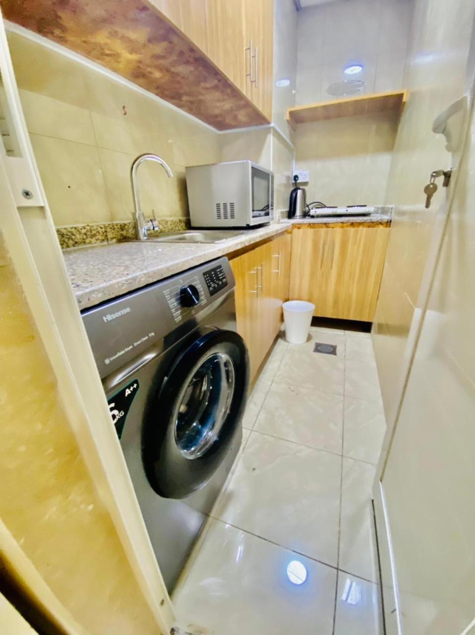 Classy For Ladies In Dubai, Marina فتيات فقط Homestay